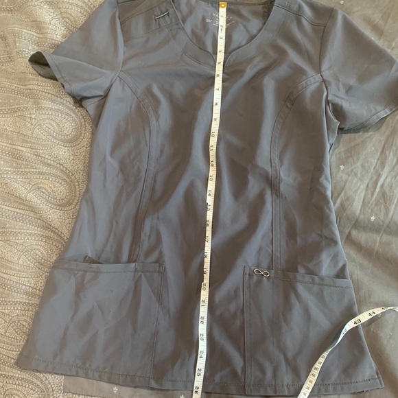Greys Anatomy Scrub Top - Picture 3 of 3